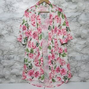 Show Me Your MUMU Brie Floral Print Robe
Floral Kimono Size One Size